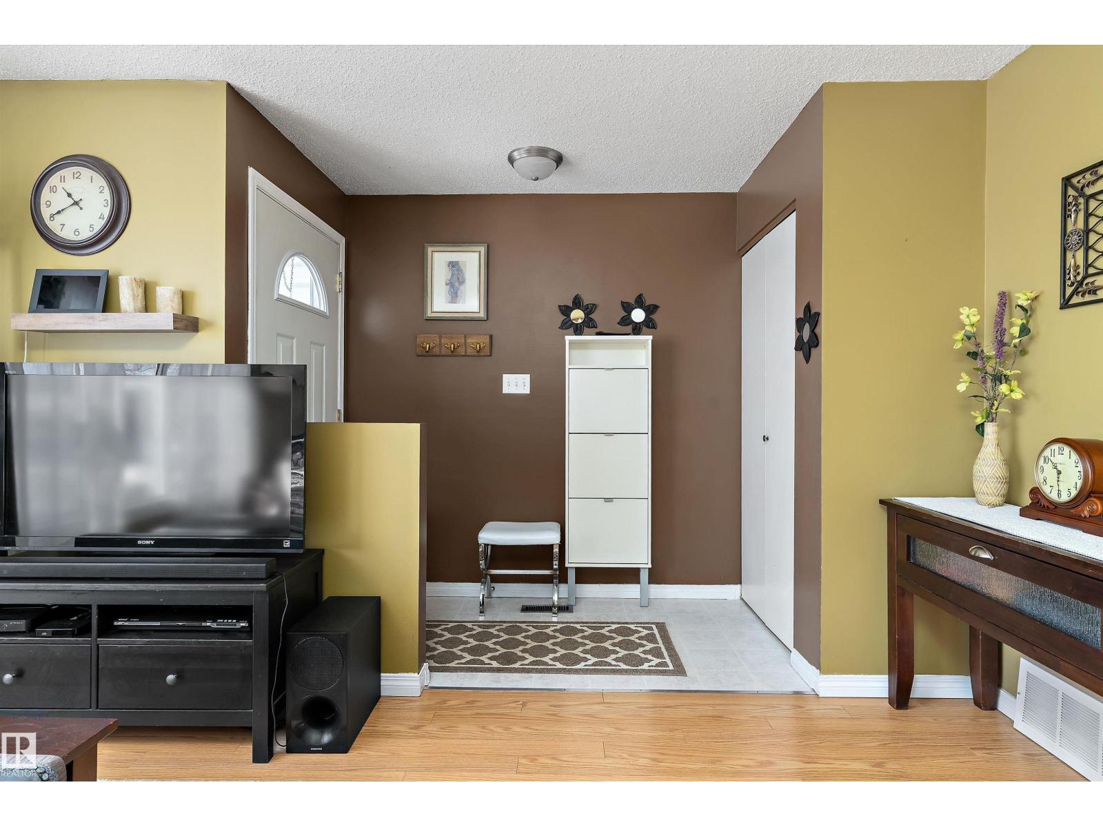 17132 103 ST NW, Edmonton