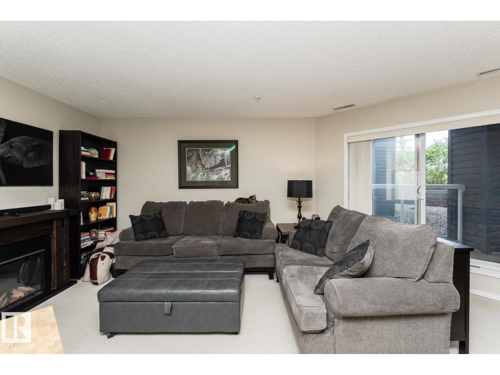 #113 16035 132 ST NW - 15