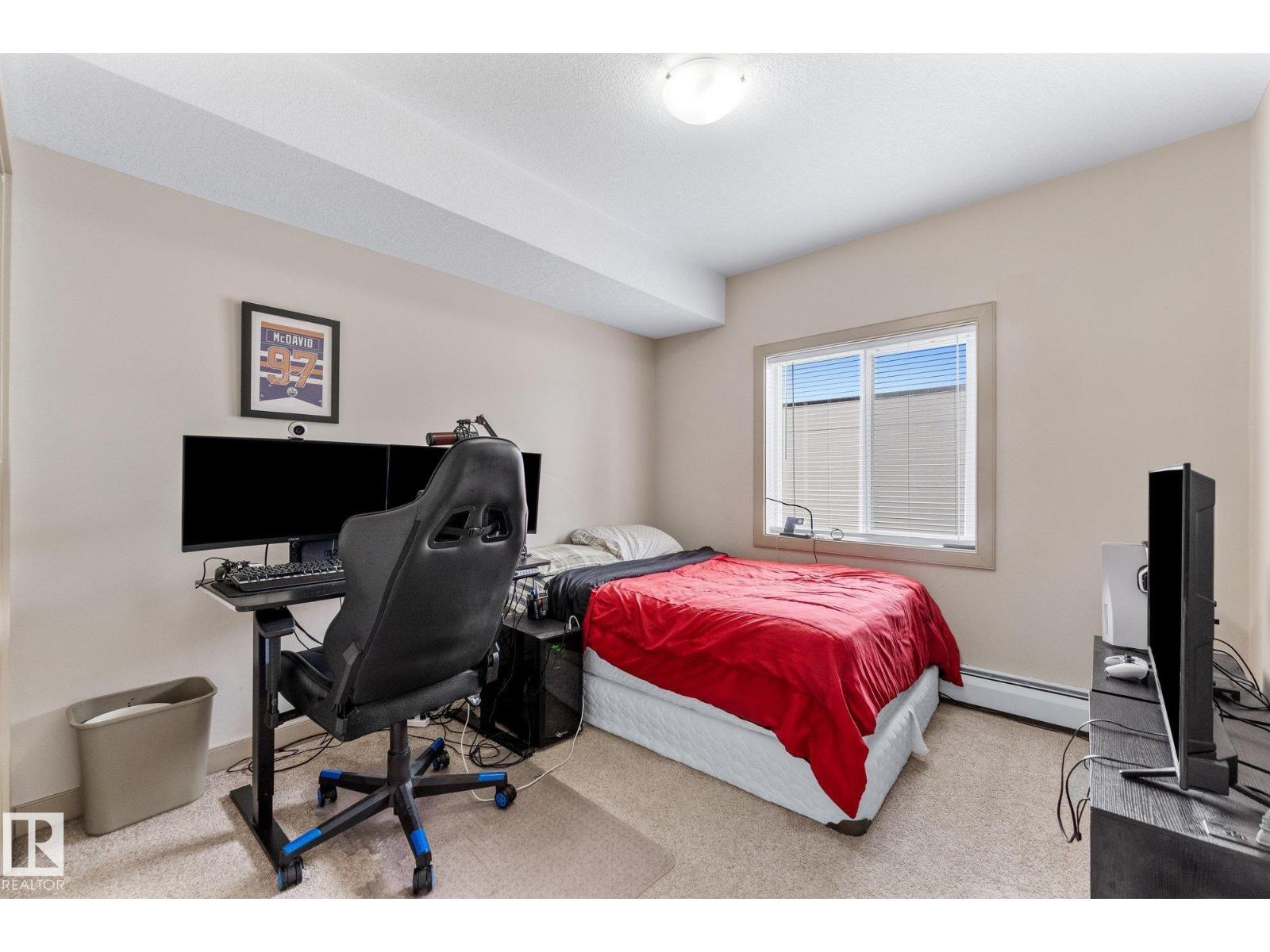 #211 4415 48 ST - 22