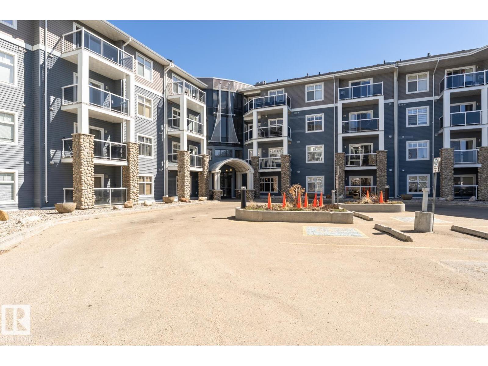 #113 16035 132 ST NW - 3