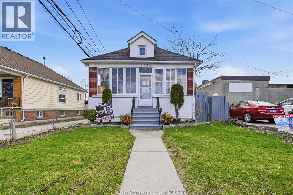 1023 HALL AVENUE - 1