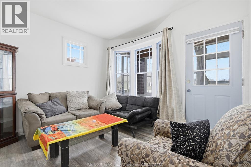 1023 HALL AVENUE - 10