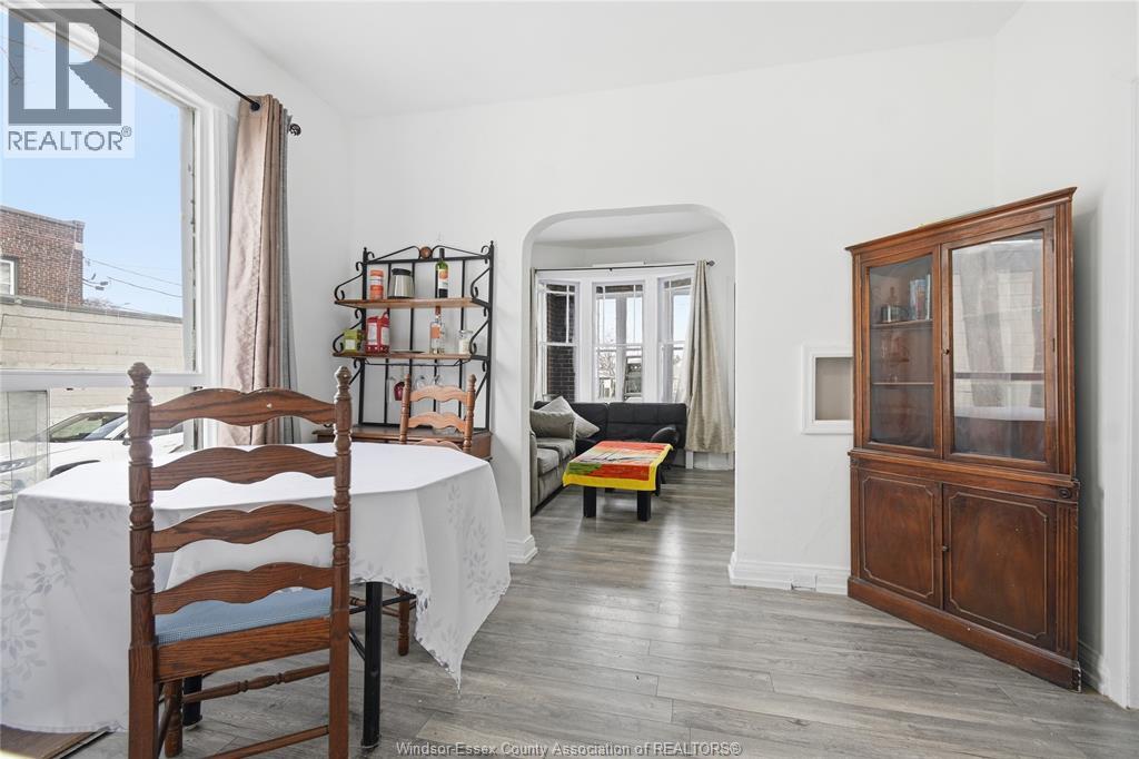 1023 HALL AVENUE - 14