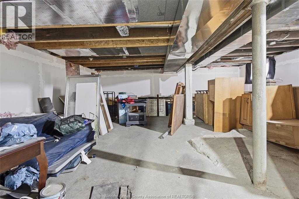 1023 HALL AVENUE - 23