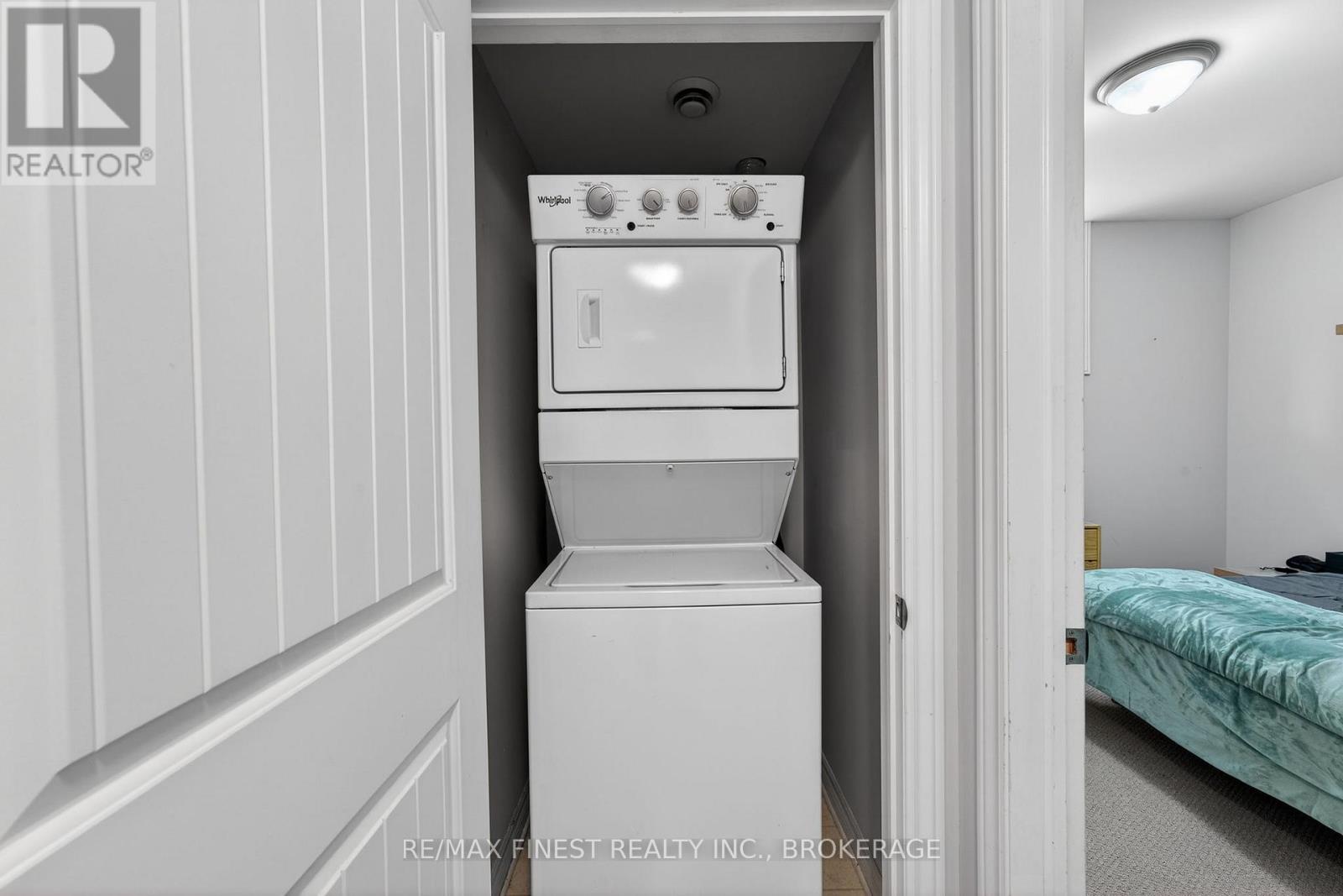 1060 ROSANNA AVENUE, Kingston (City Northwest), Ontario, K7P0N1 — Photo 27