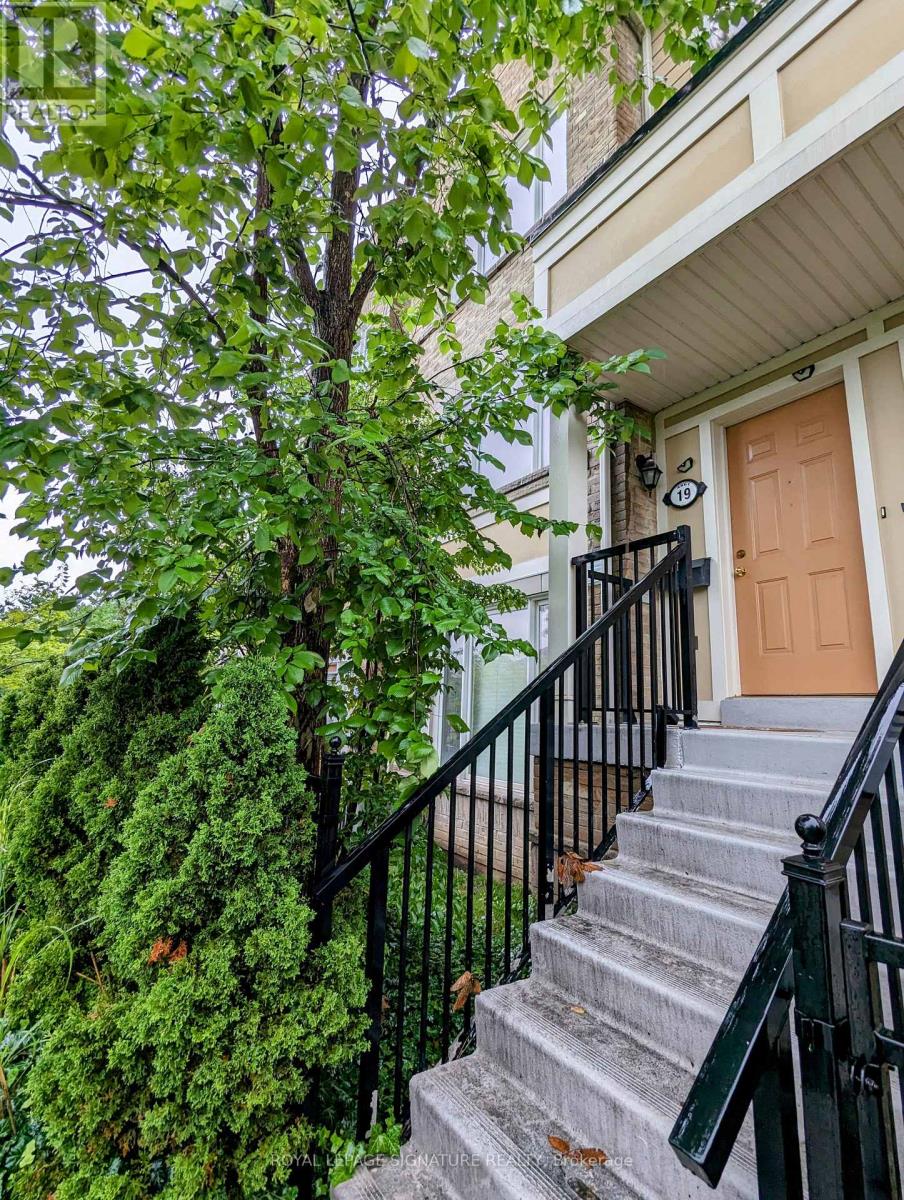 19 - 4861 HALFMOON GROVE S