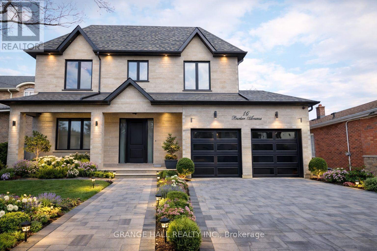 16 BARKER AVENUE, Toronto (Thistletown-Beaumonde Heights), Ontario