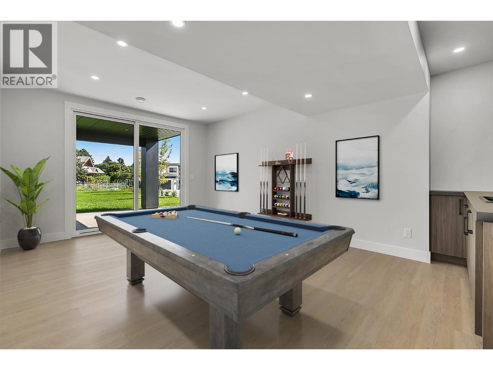 1054 Oak Barrel Place, West Kelowna