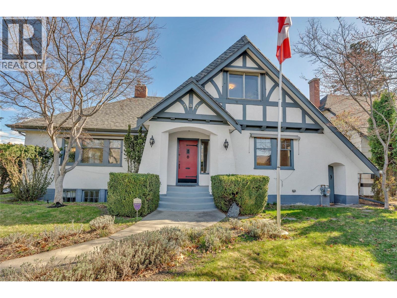 702 Winnipeg Street, Penticton