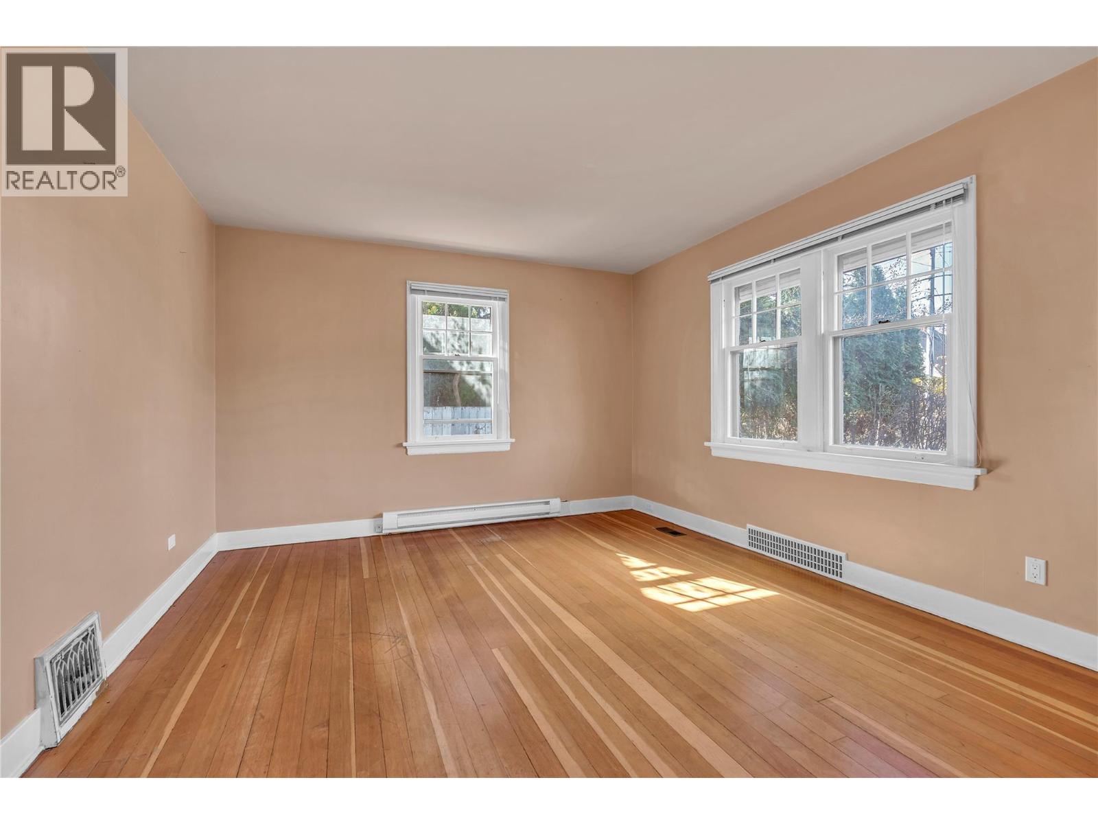 702 Winnipeg Street, Penticton