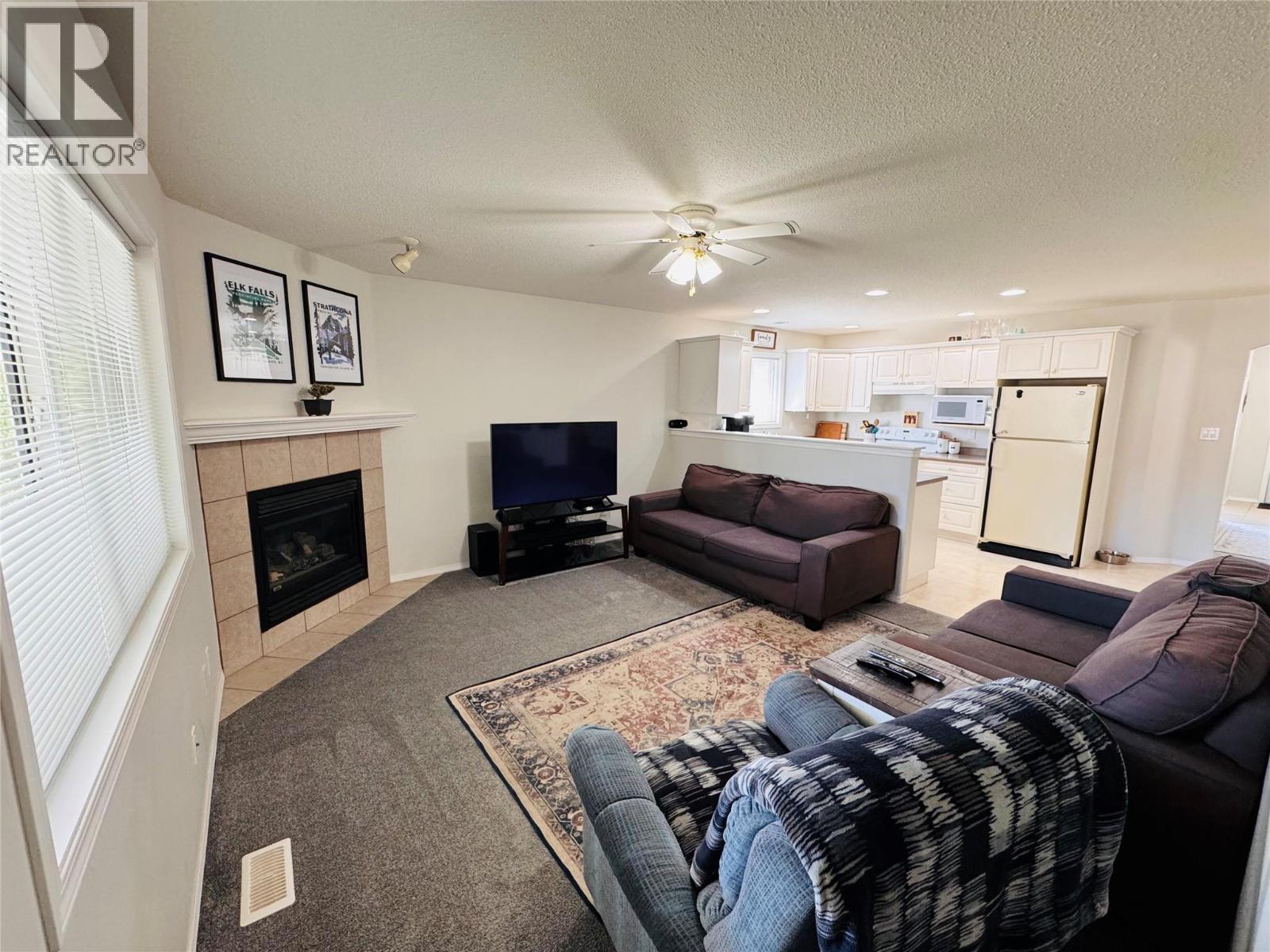 2130 BRYCEN Place, Grand Forks