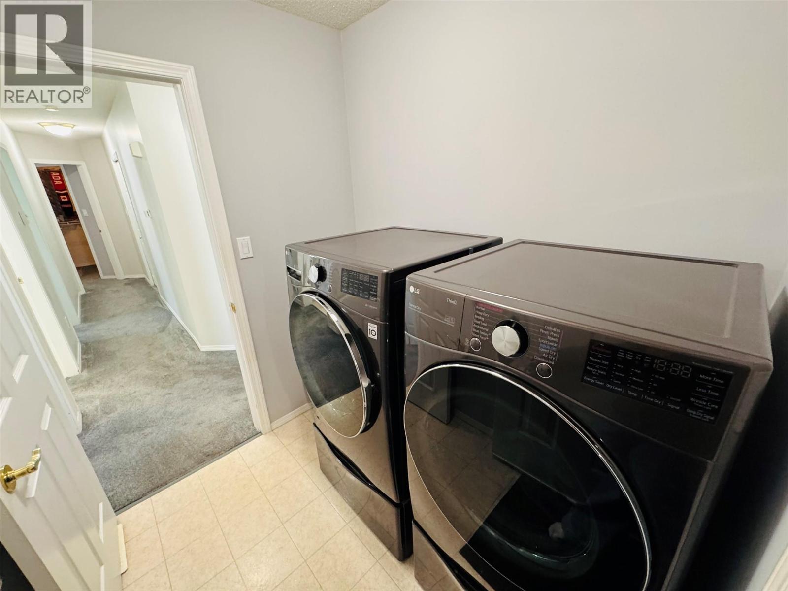 2130 BRYCEN Place, Grand Forks