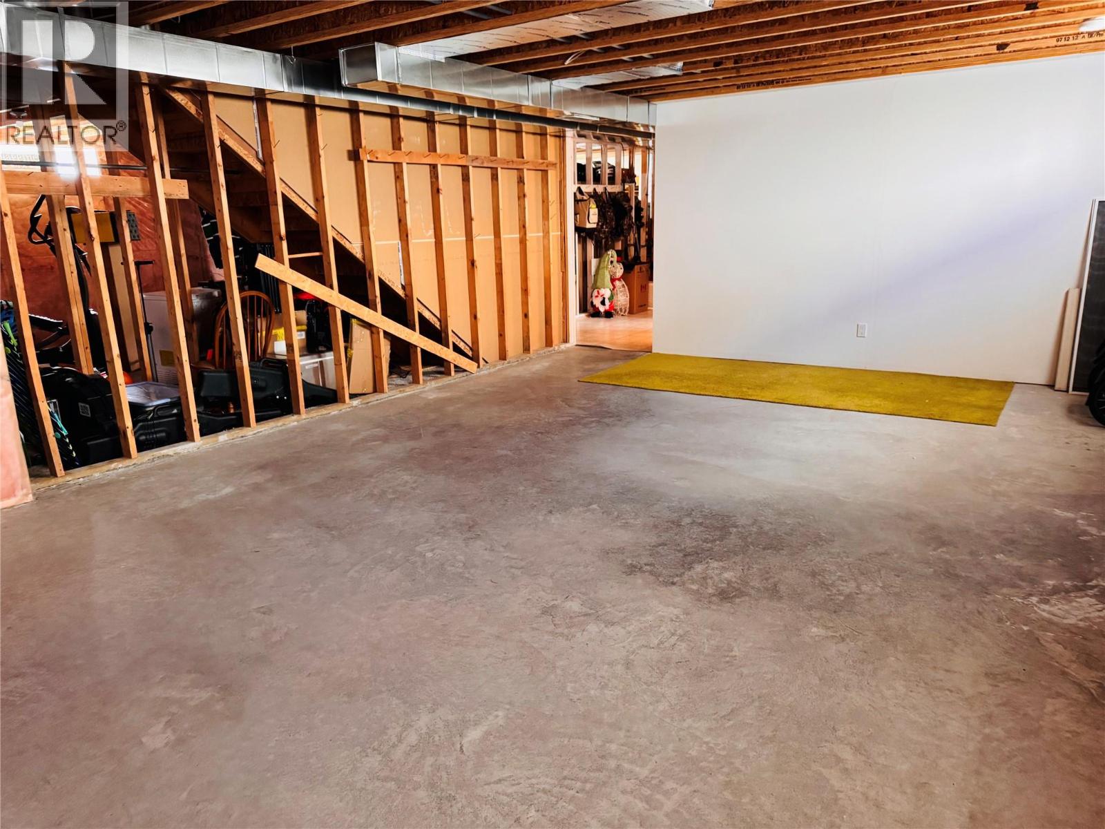 2130 BRYCEN Place, Grand Forks