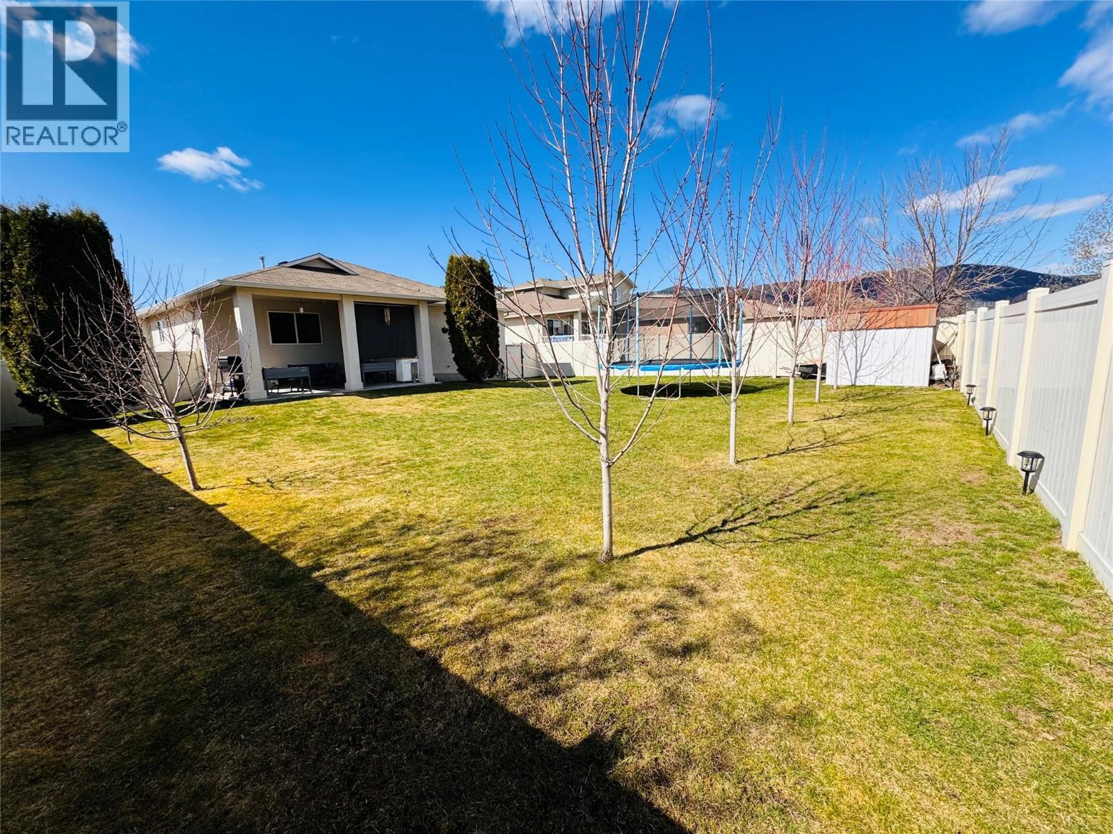 2130 BRYCEN Place, Grand Forks