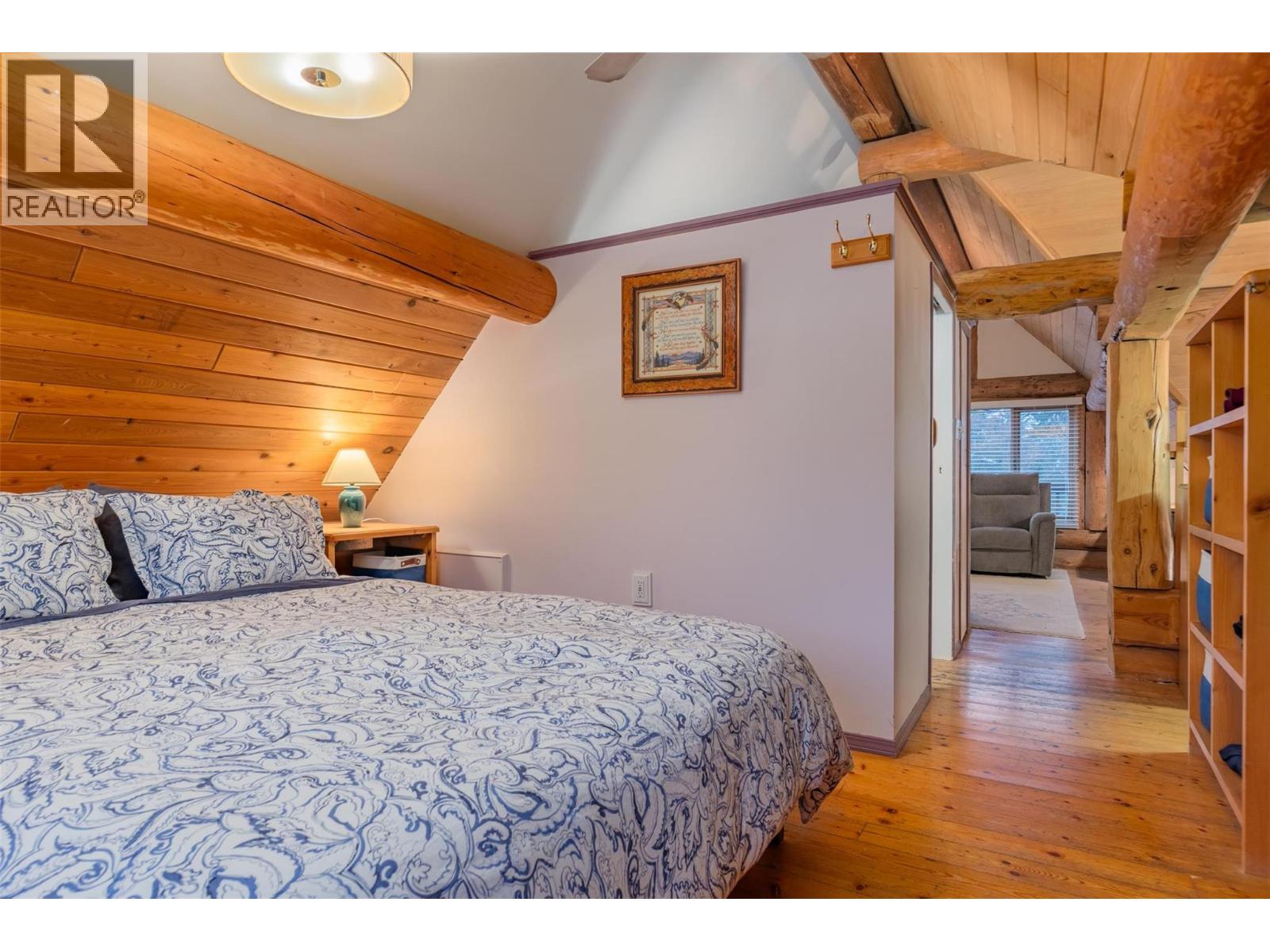 2266 Fifth Avenue, Rossland