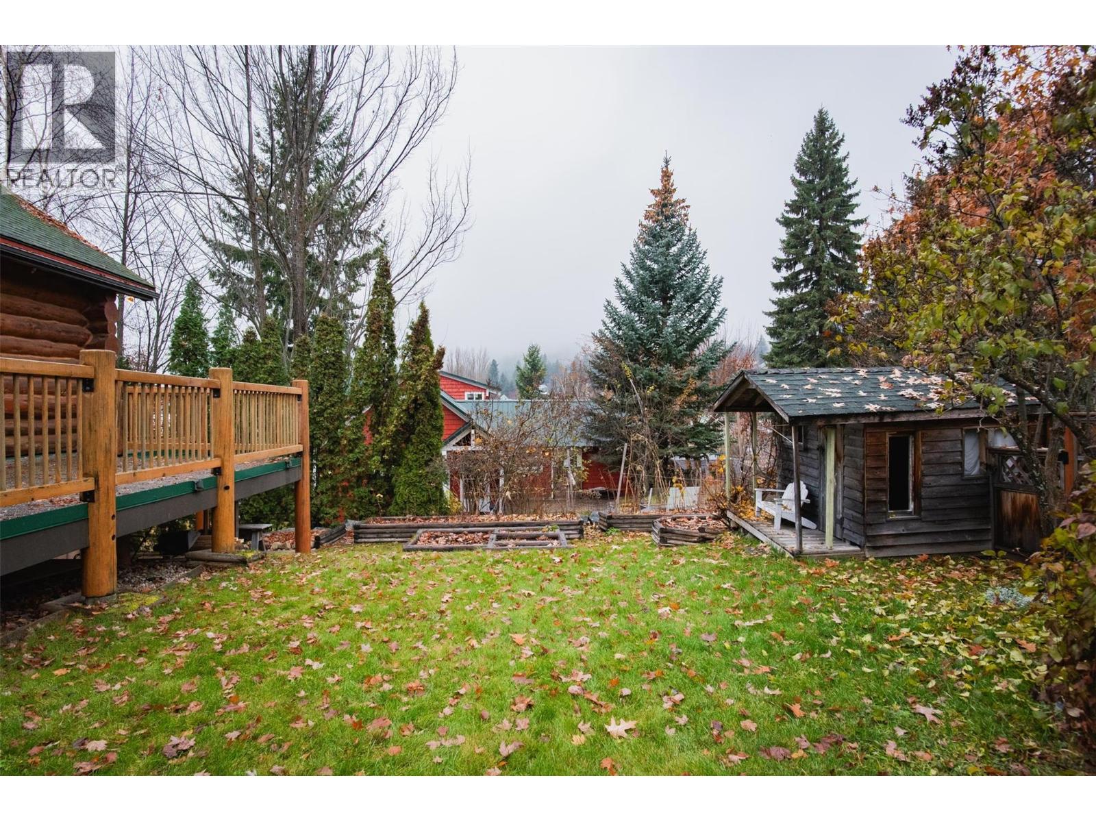 2266 Fifth Avenue, Rossland
