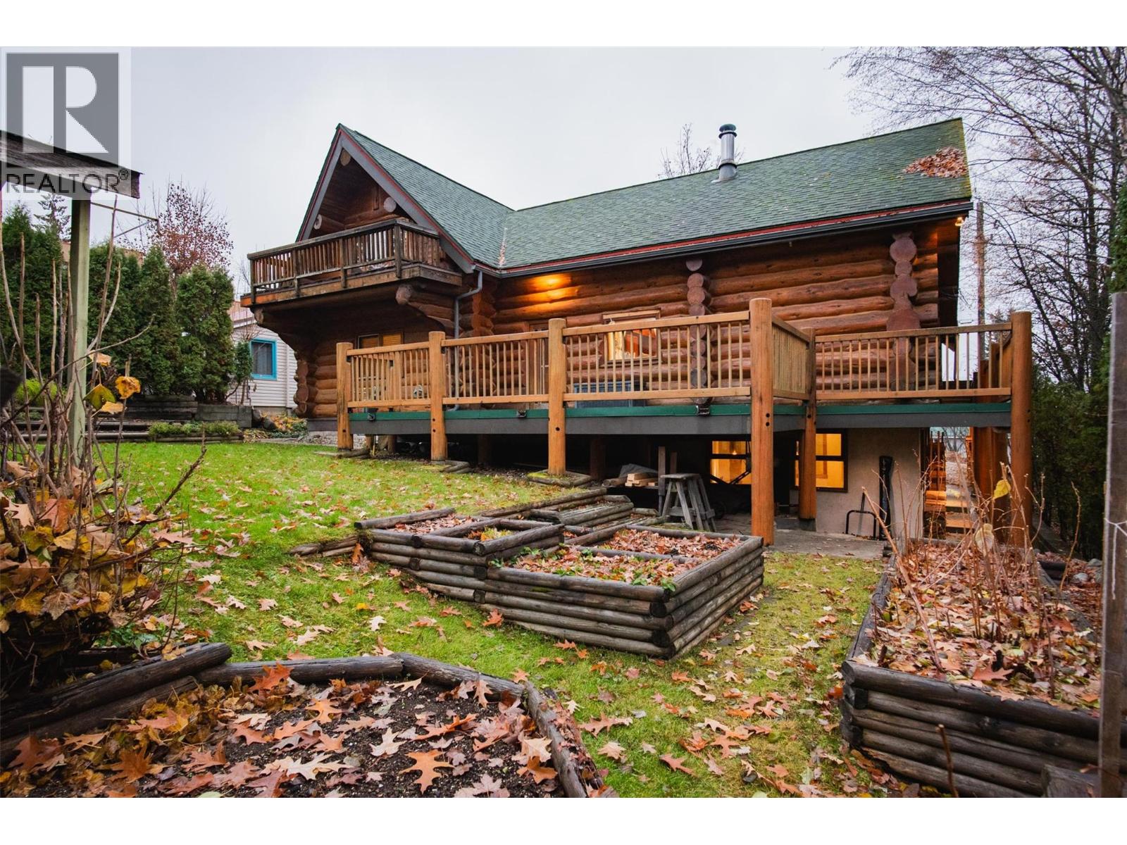 2266 Fifth Avenue, Rossland