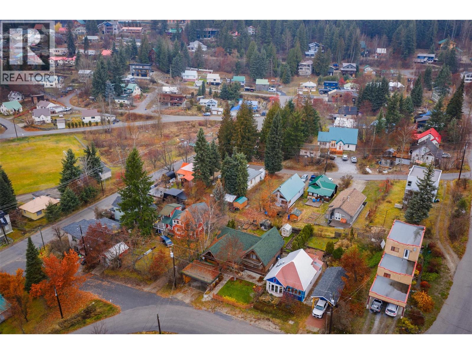 2266 Fifth Avenue, Rossland