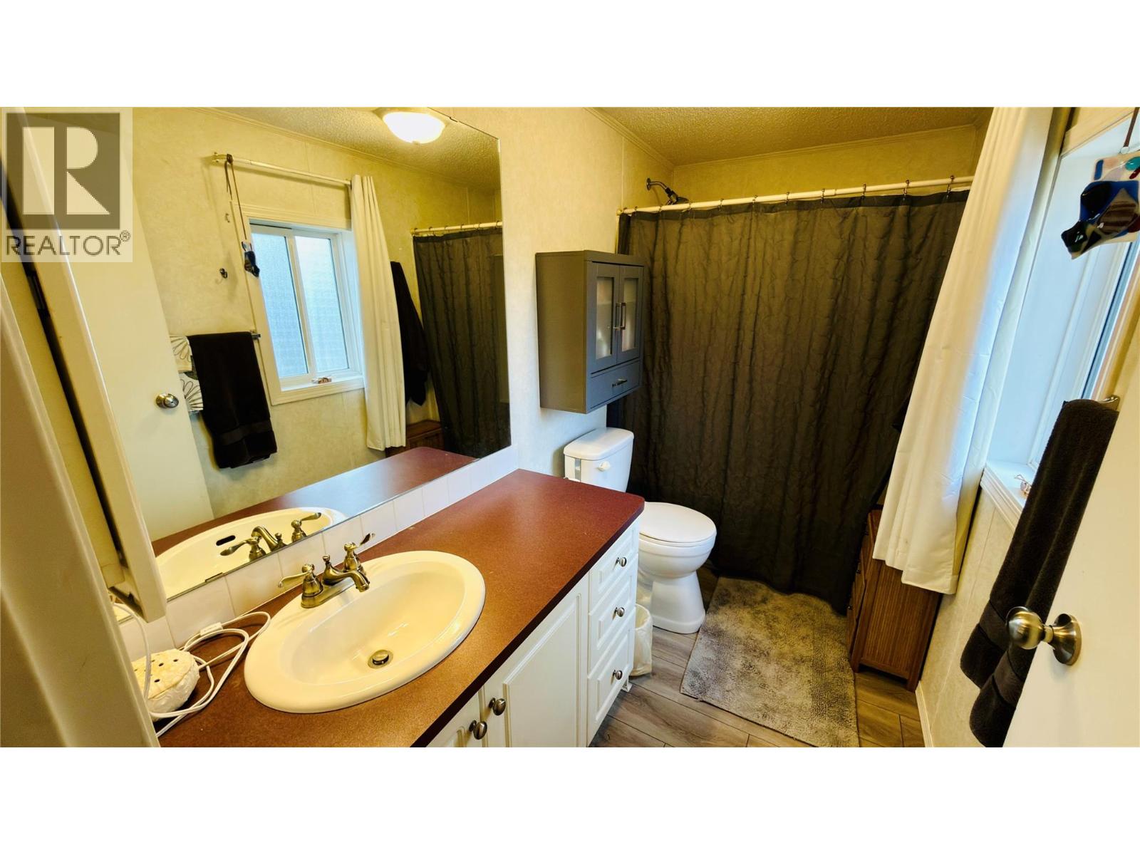 7743 MCRAE Road, Christina Lake