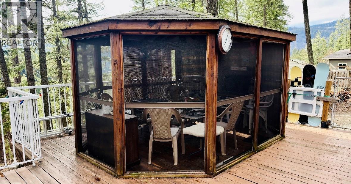 7743 MCRAE Road, Christina Lake