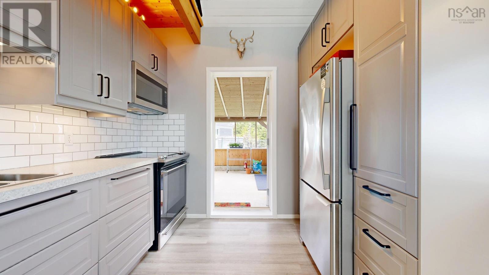 Property 33 of 35 of 569 Long Cove Road