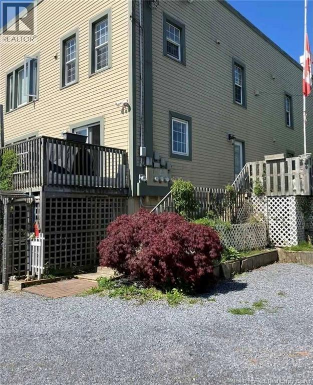 424-426 DOUGLAS AVENUE - Image 2