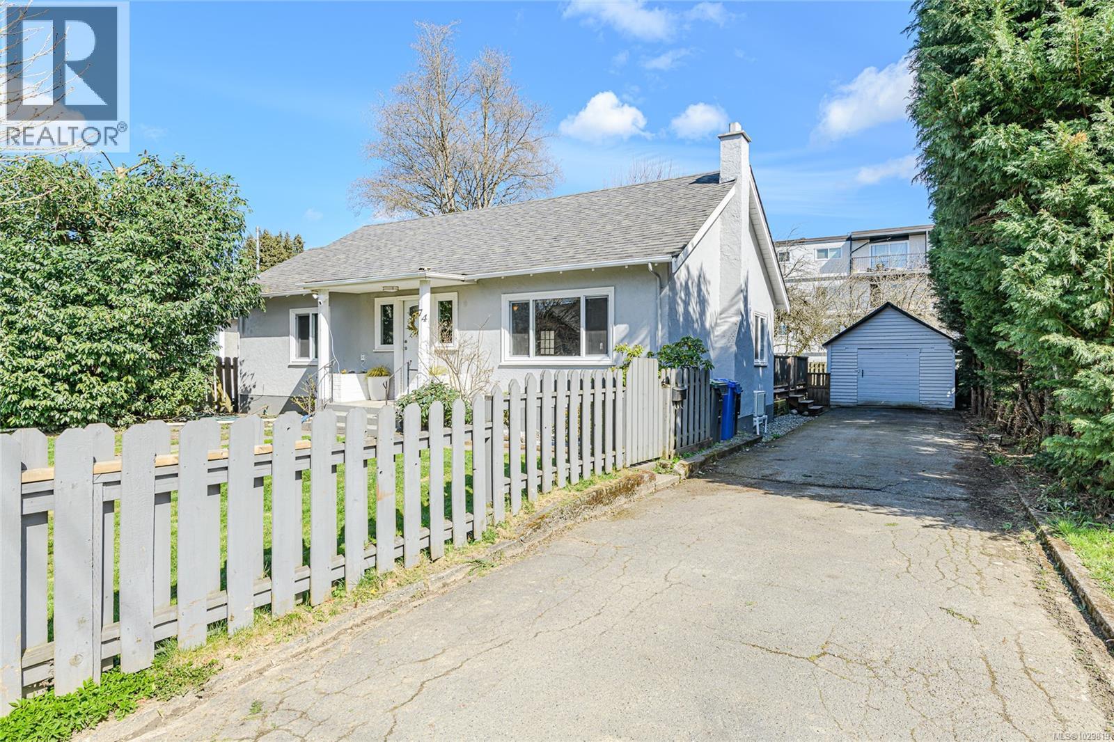 174 PRICE PL - Image 2