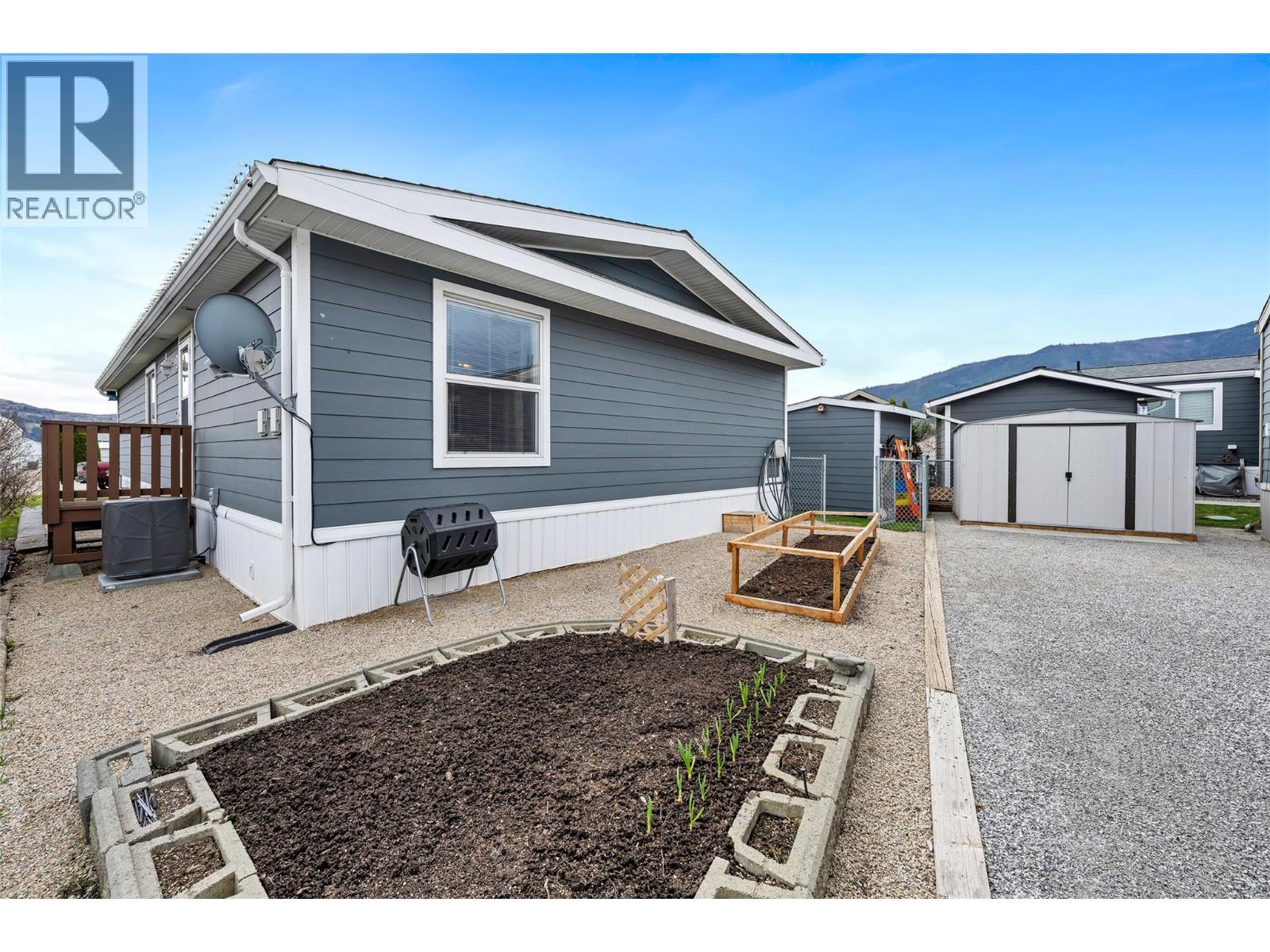 #98 12560 Westside Road - 16