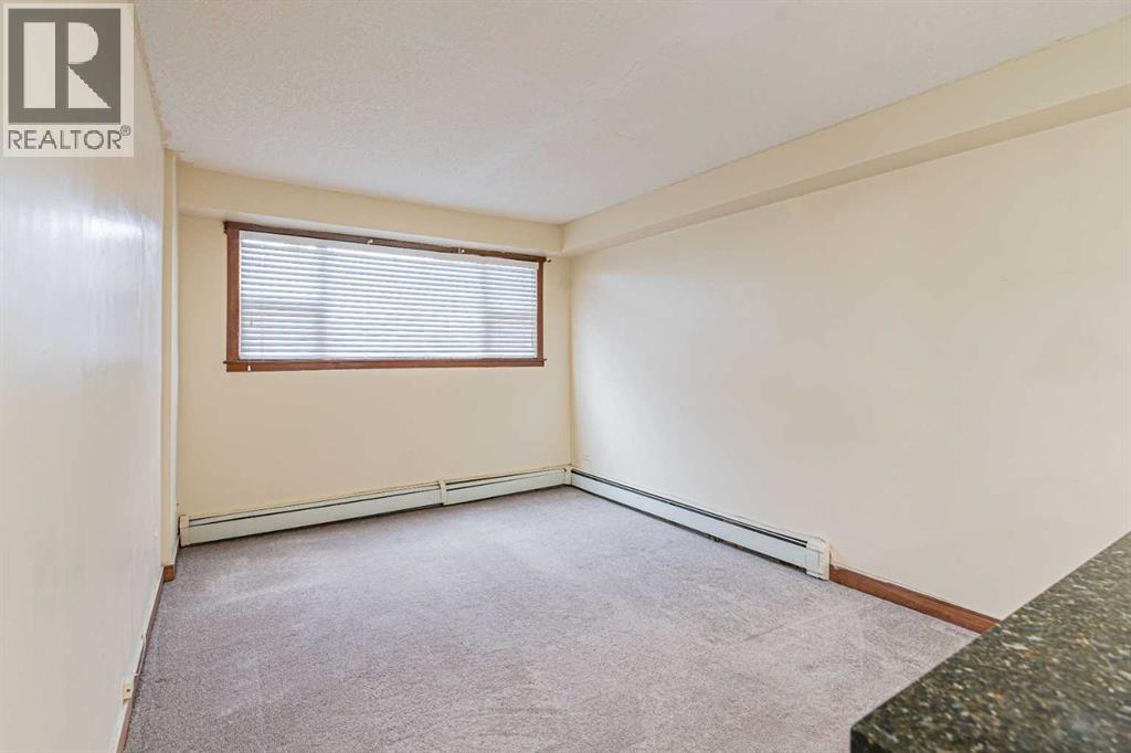 Single Family House for Sale in    Avenue SW Kingsland Calgary 