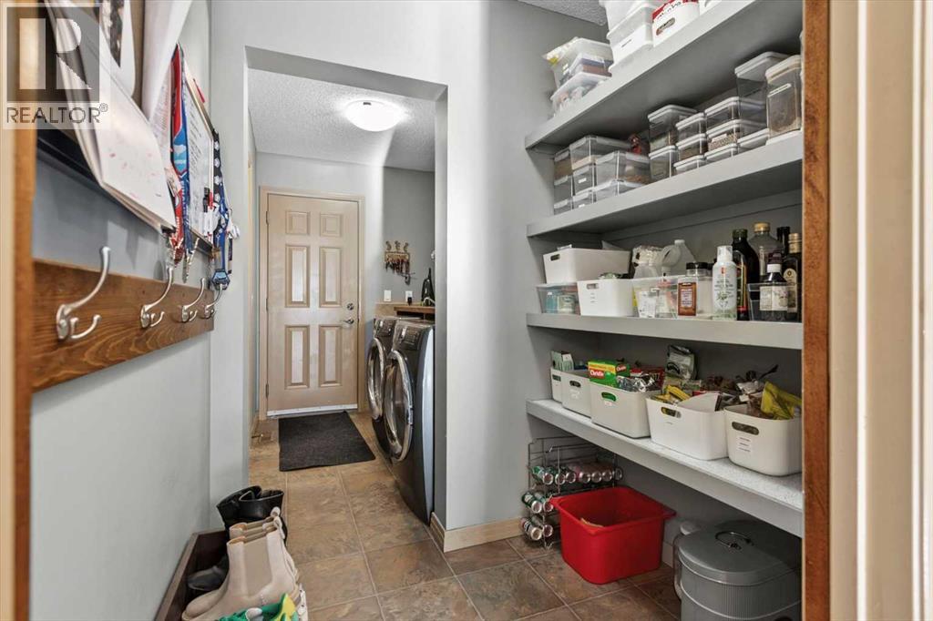 Single Family House for Sale in  Tuscany Summit Terrace NW Tuscany Calgary 