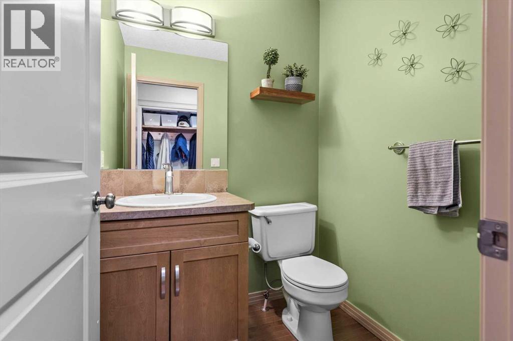 Single Family House for Sale in  Tuscany Summit Terrace NW Tuscany Calgary 