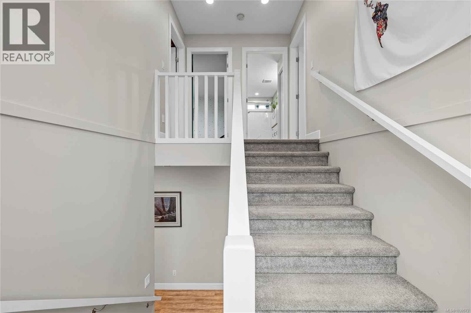 855 COAL TOWN WAY - 18