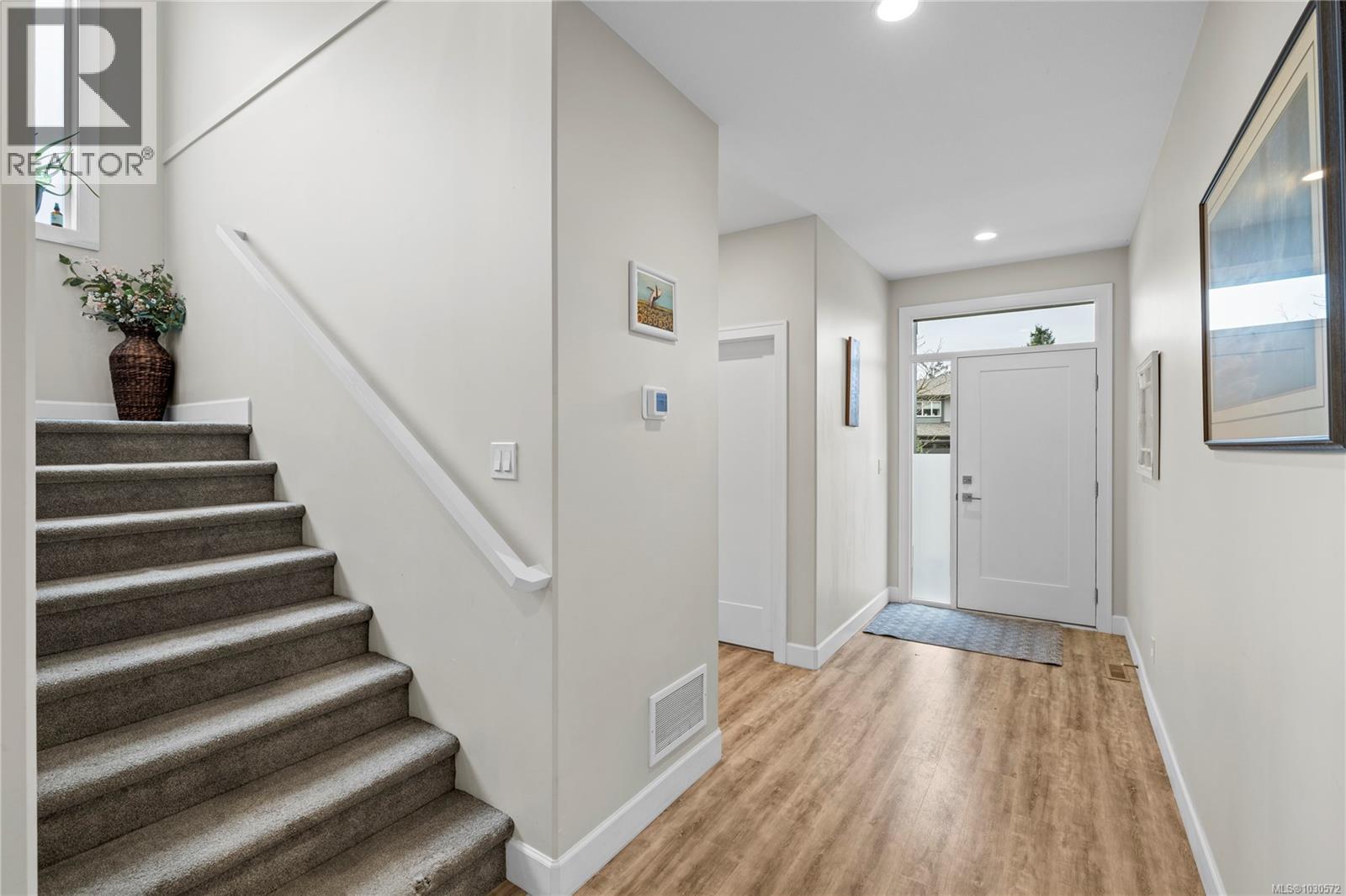 855 COAL TOWN WAY - 7