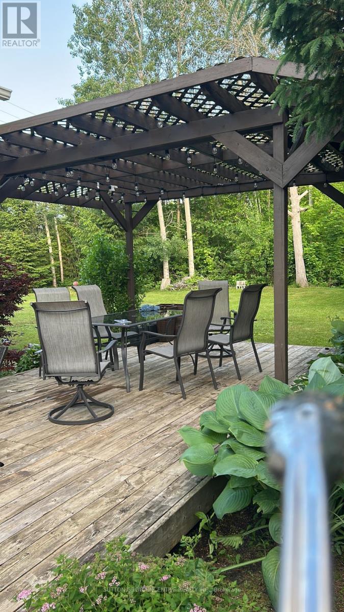 1672 ST JOHNS ROAD - 7