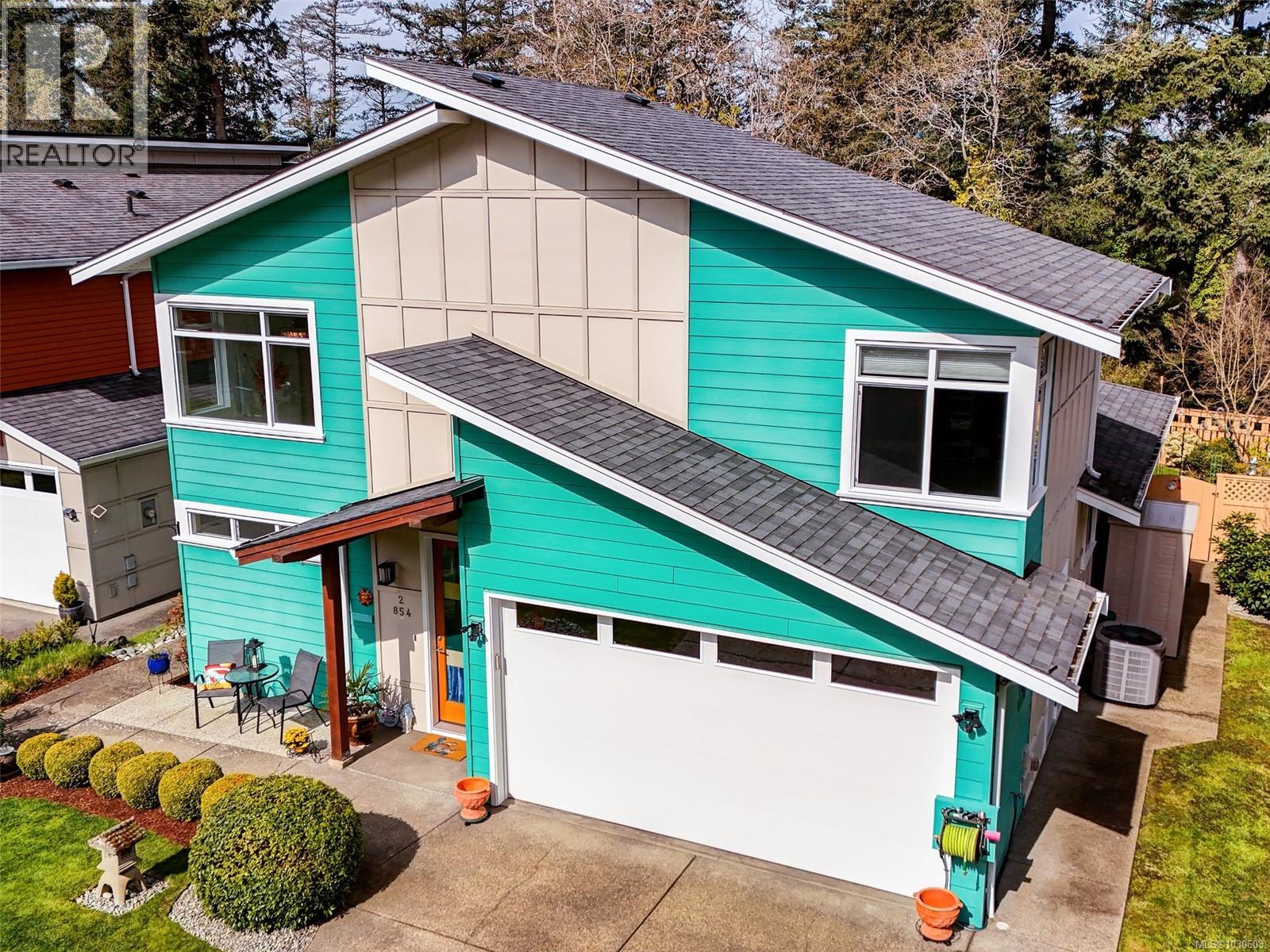 #2 854 Caroline Rd - 27