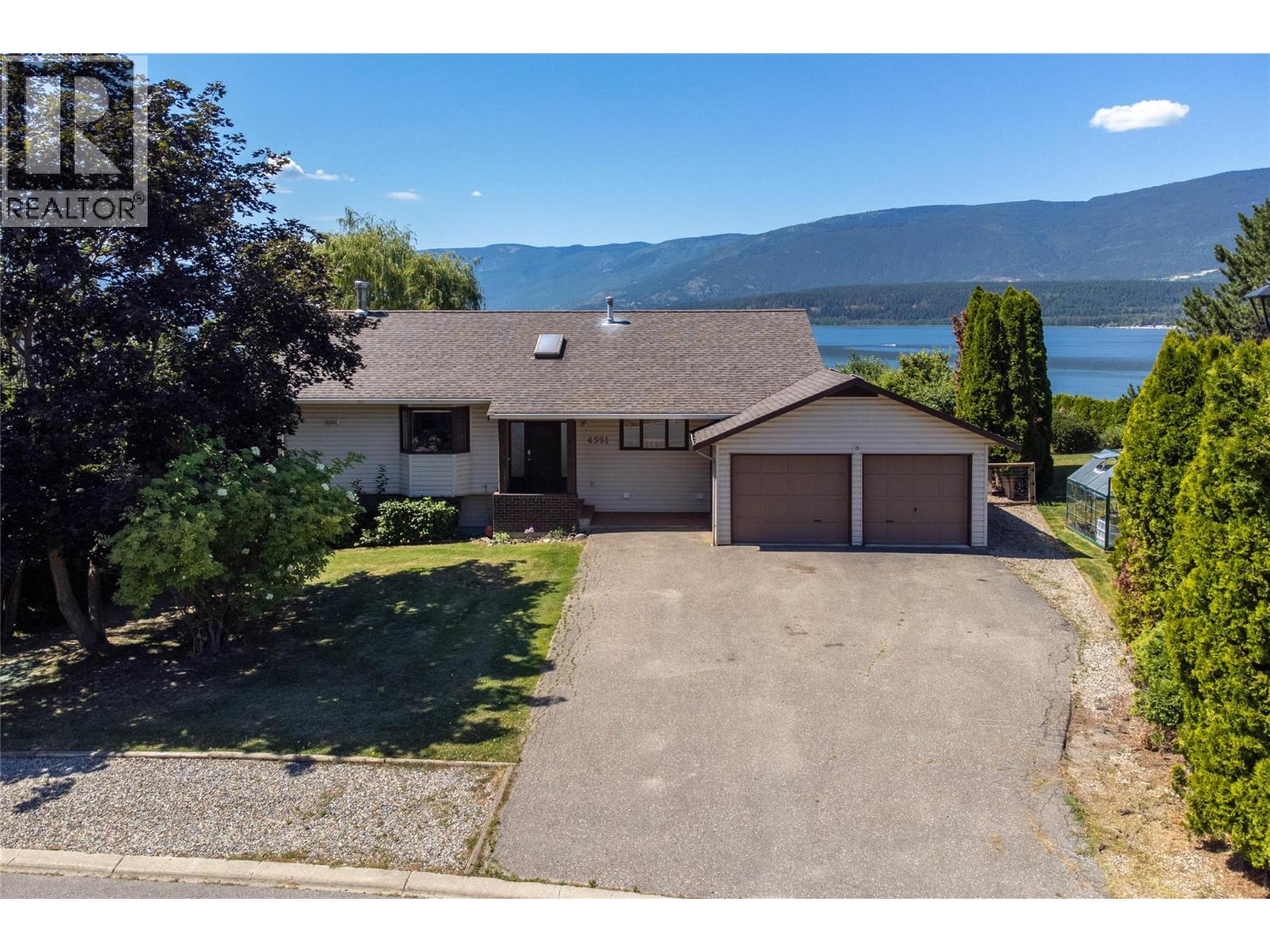 4591 13 Street NE, Salmon Arm