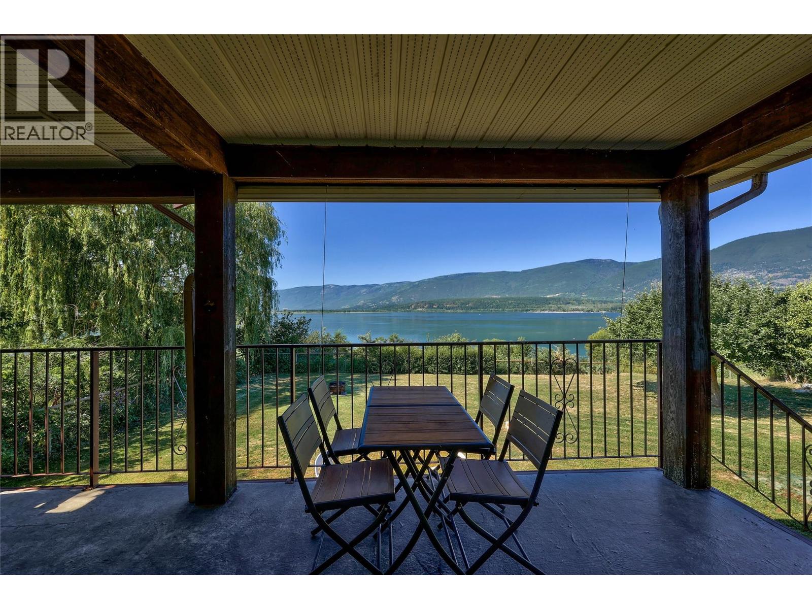 4591 13 Street NE, Salmon Arm