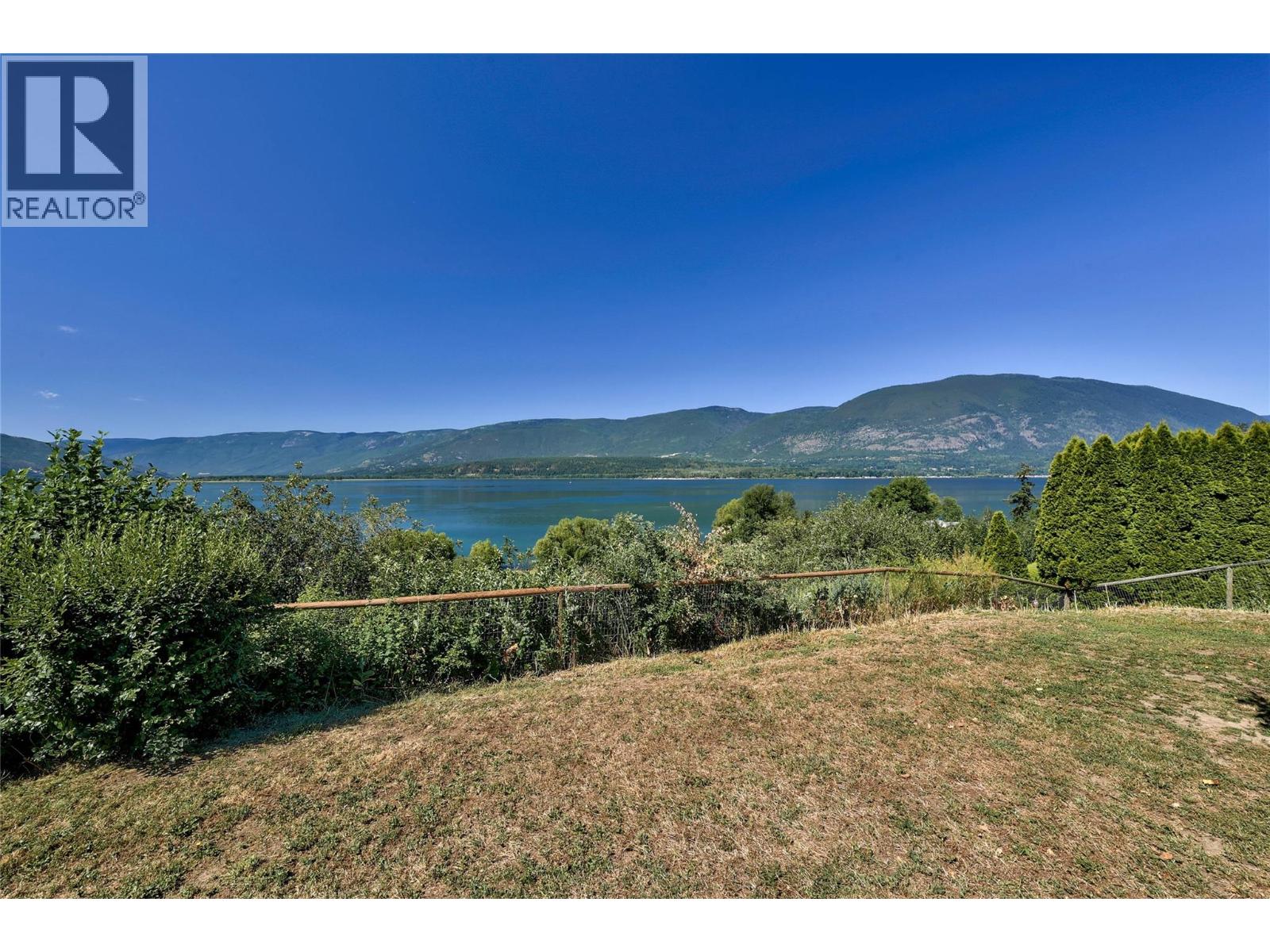 4591 13 Street NE, Salmon Arm