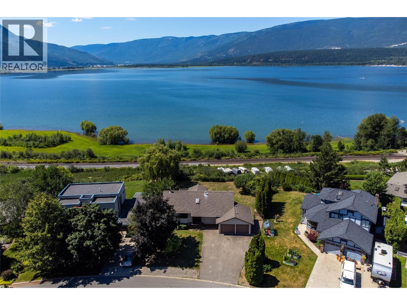 4591 13 Street NE, Salmon Arm
