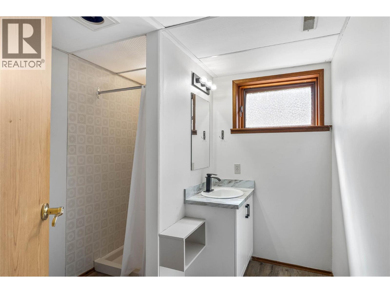 4591 13 Street NE, Salmon Arm