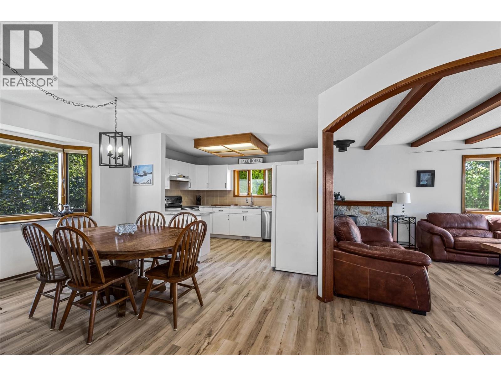 4591 13 Street NE, Salmon Arm