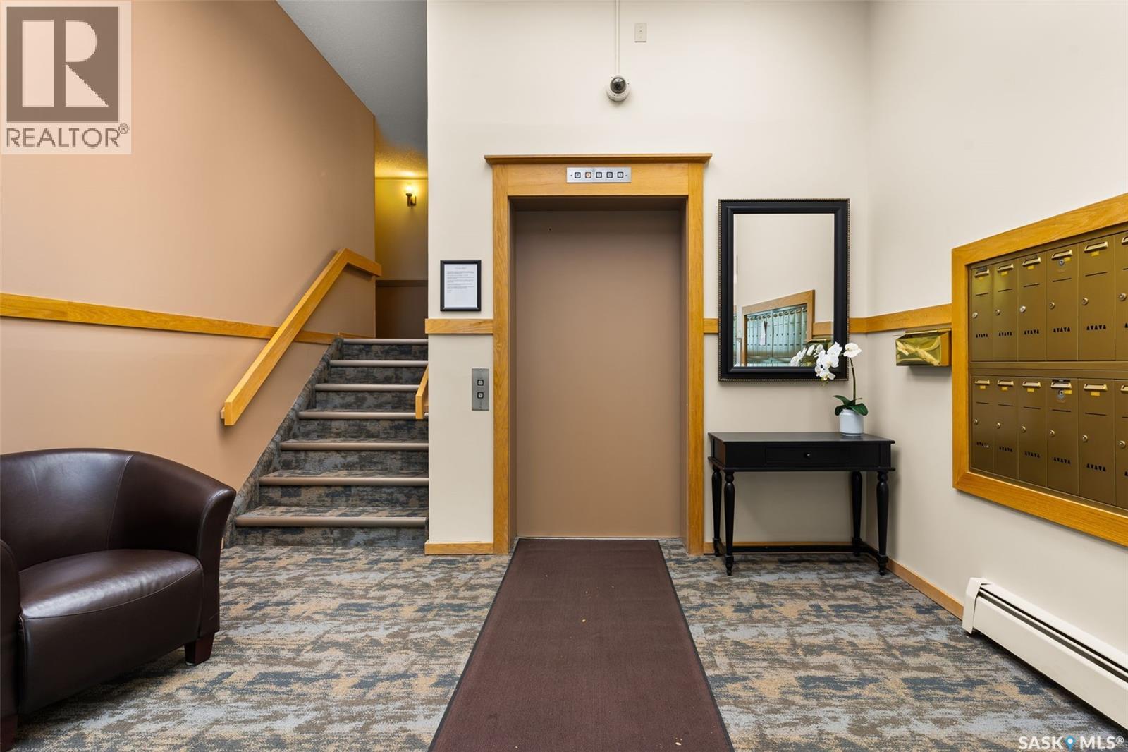 #303 2160 CORNWALL STREET - Image 3