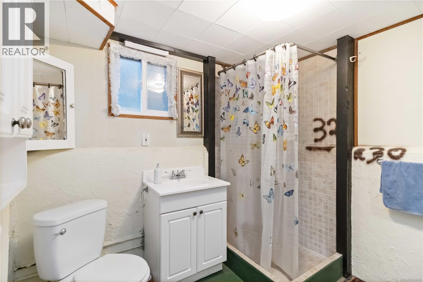 5447 Fowler Rd - 10