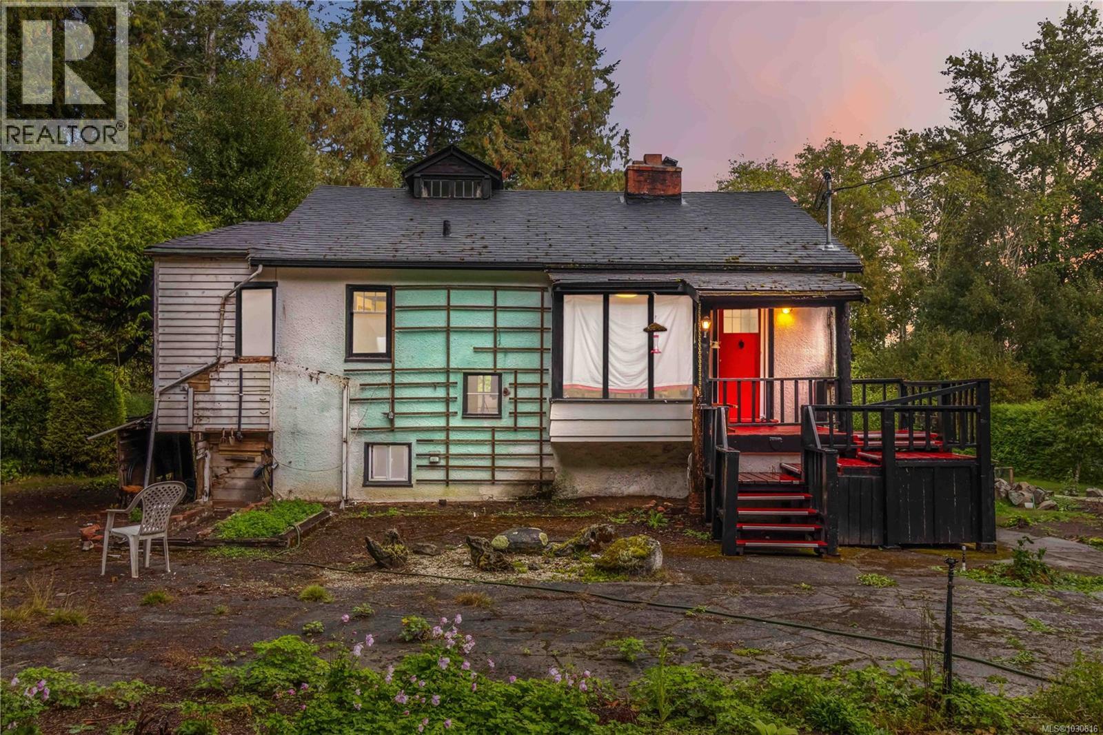 5447 Fowler Rd - 1