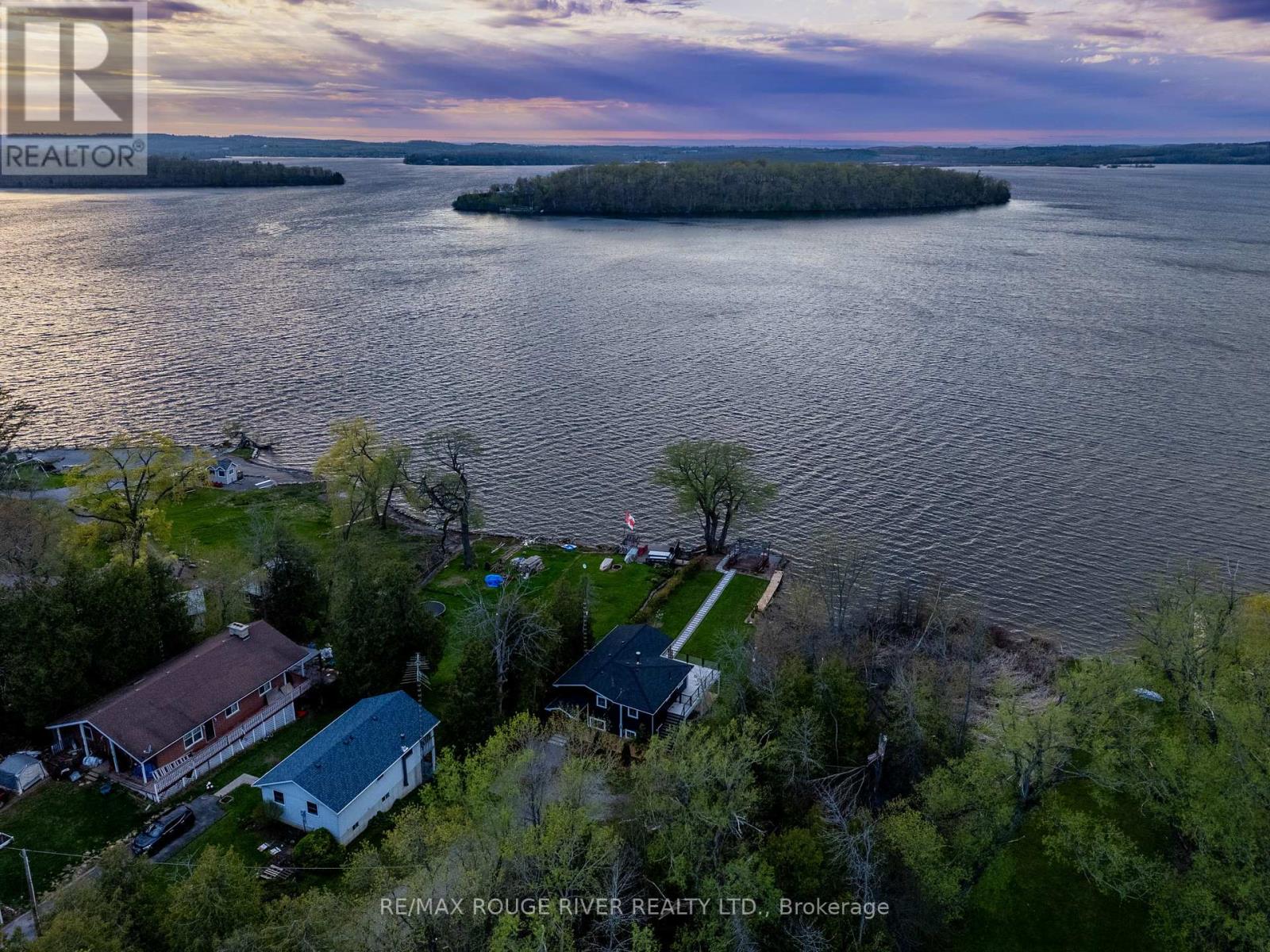 130 - 5496 RICE LAKE SCENIC DRIVE — photo 41