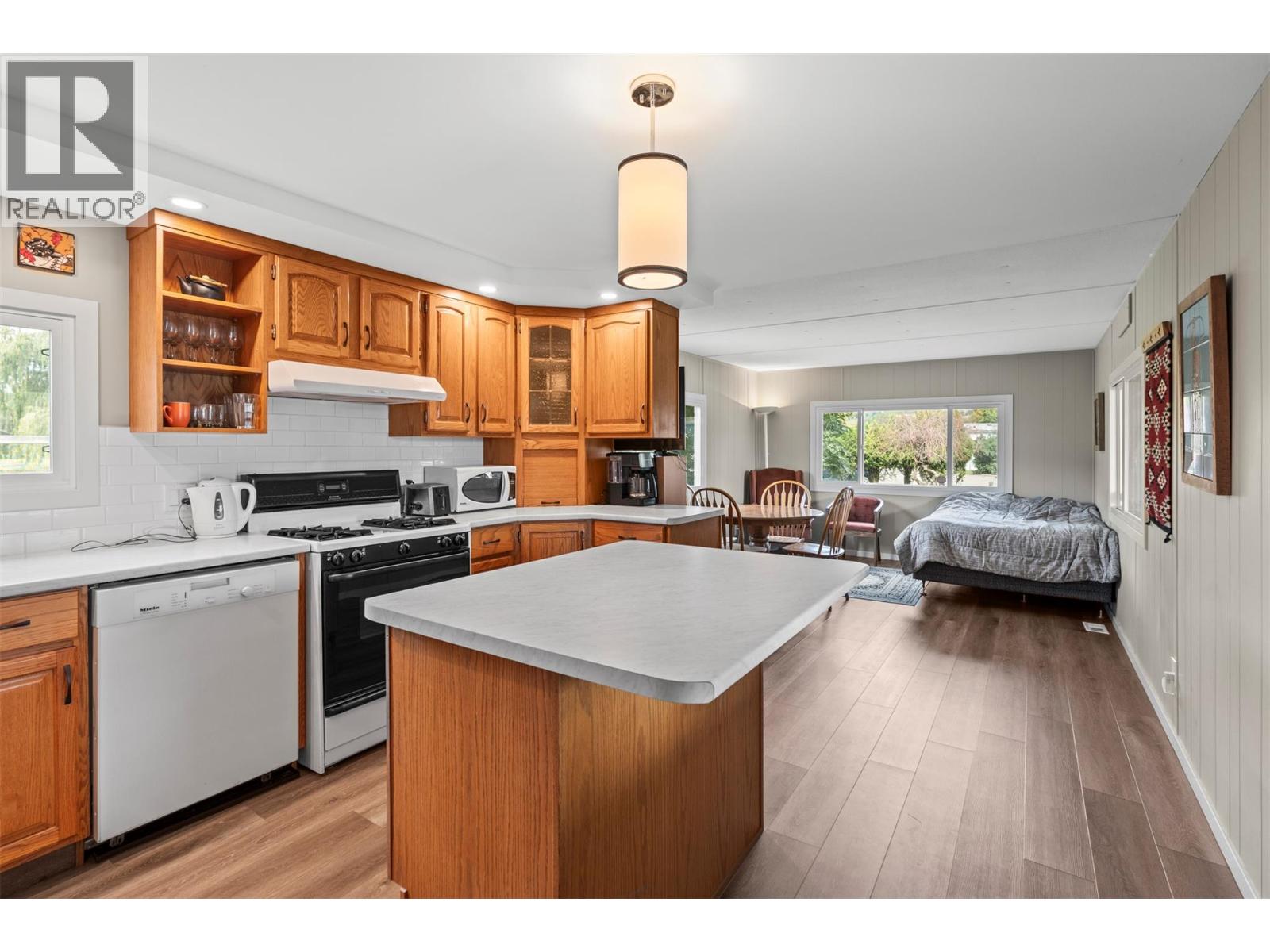 2727 Lakeshore Road Unit# 101, Vernon