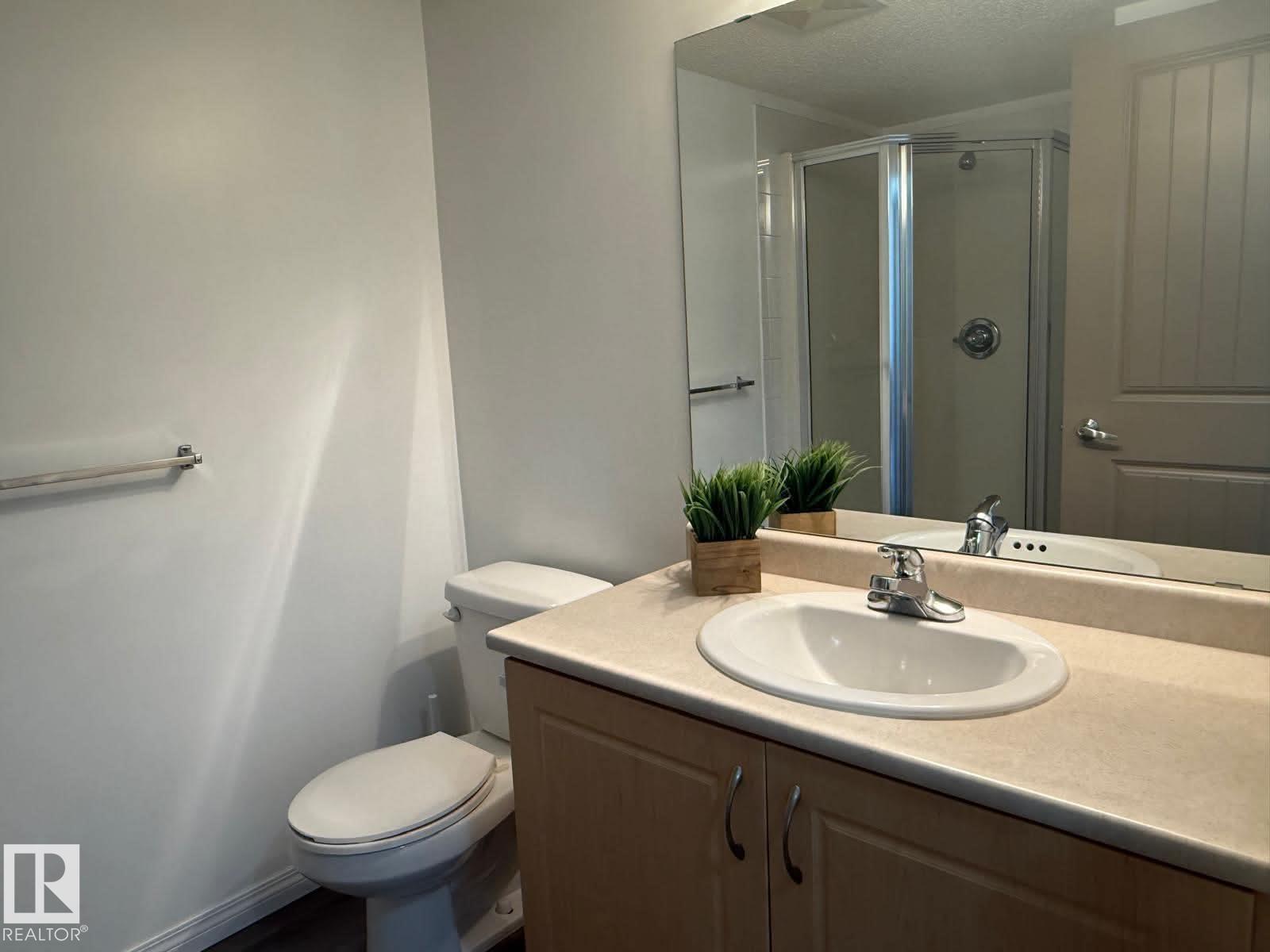 #208 13907 136 ST NW, Edmonton