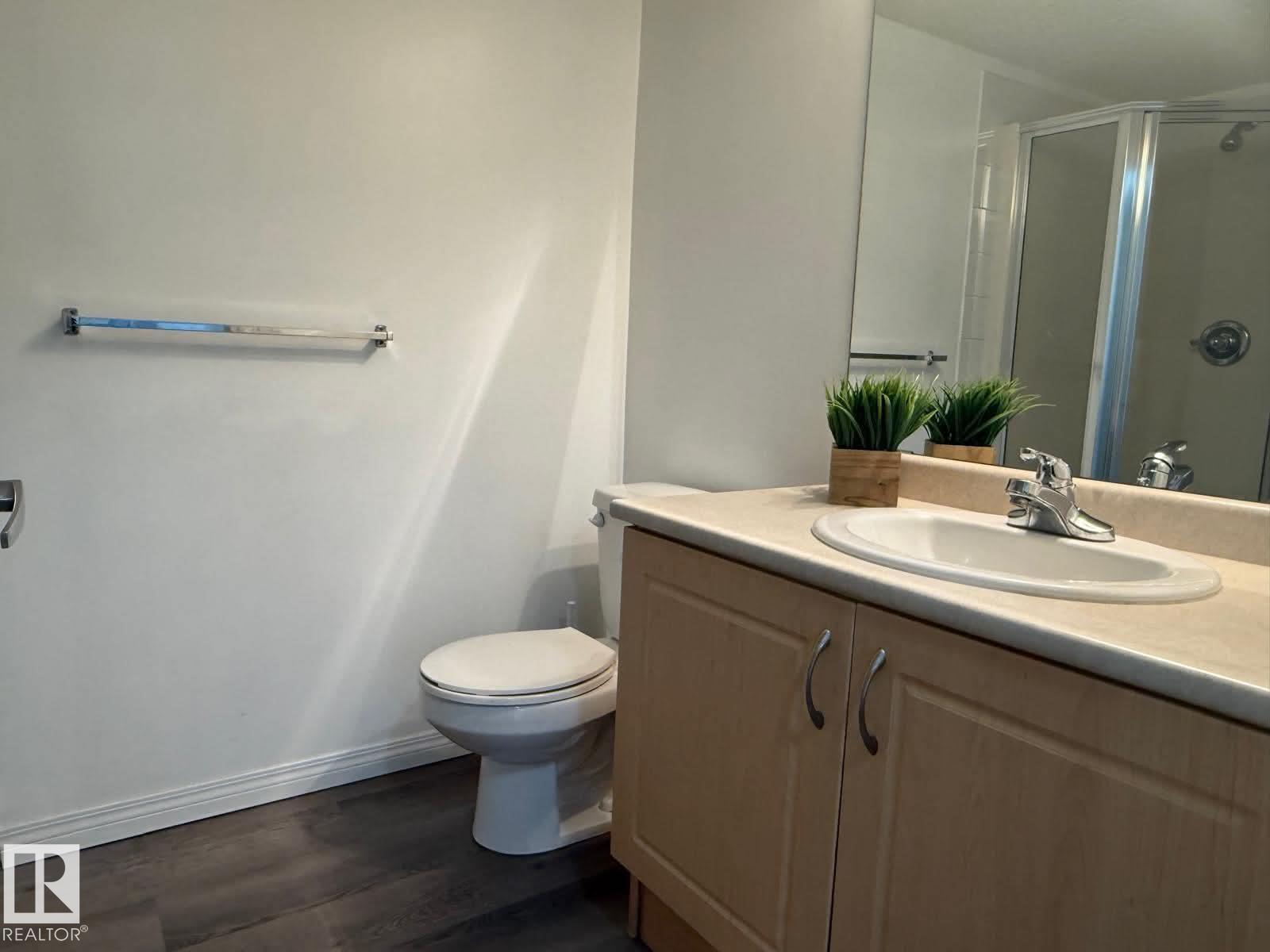 #208 13907 136 ST NW, Edmonton