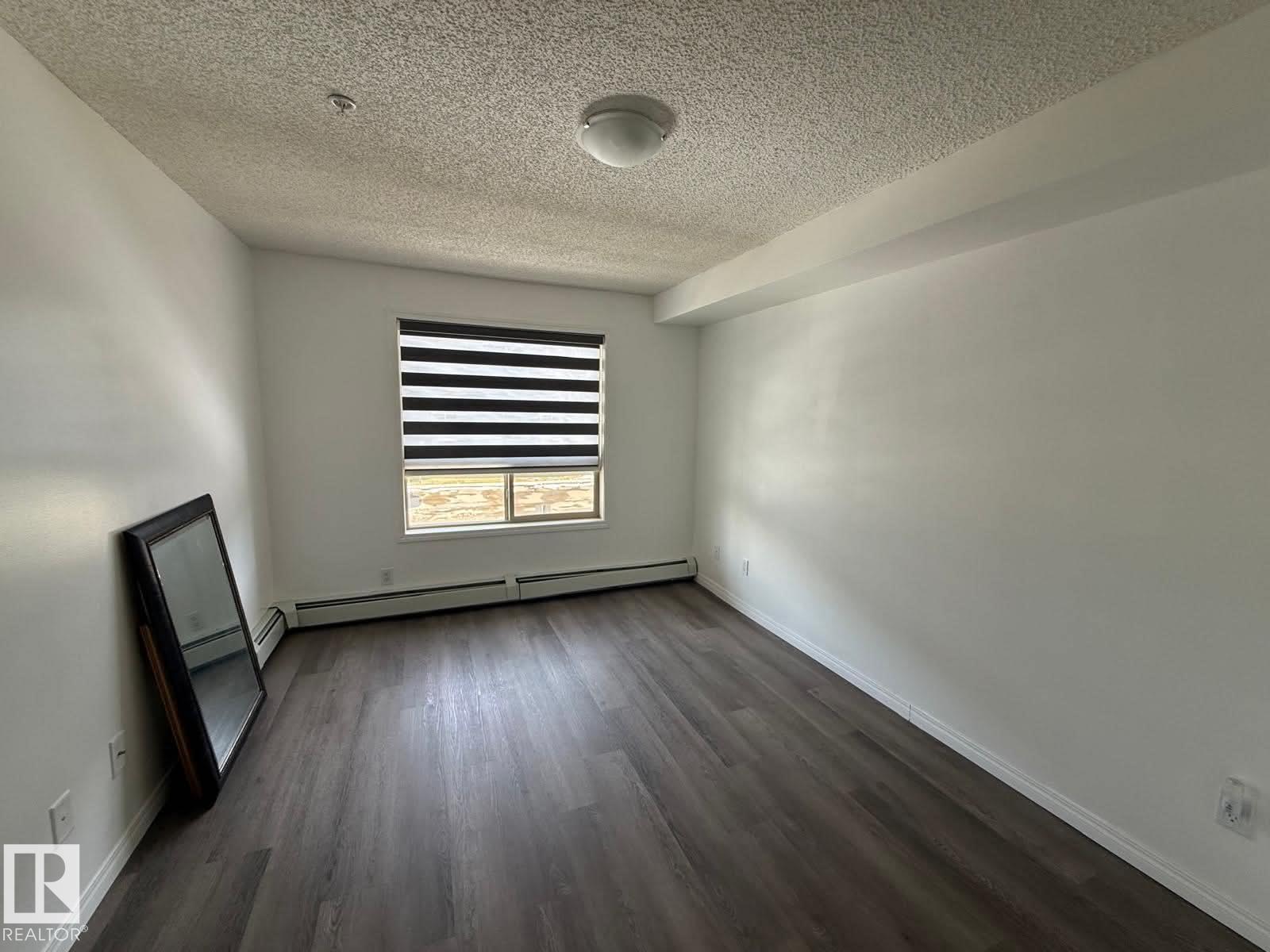 #208 13907 136 ST NW, Edmonton