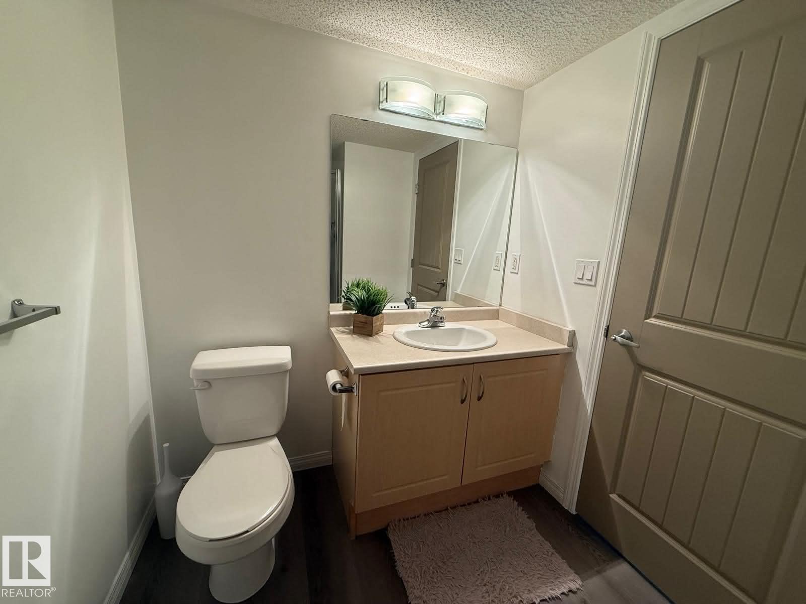 #208 13907 136 ST NW, Edmonton